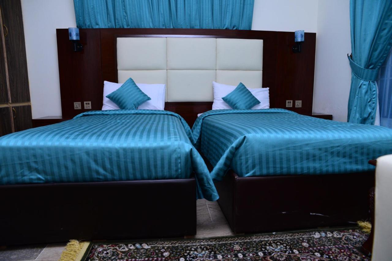 Canari Hotel Kashmir View Nathia Gali Exteriér fotografie